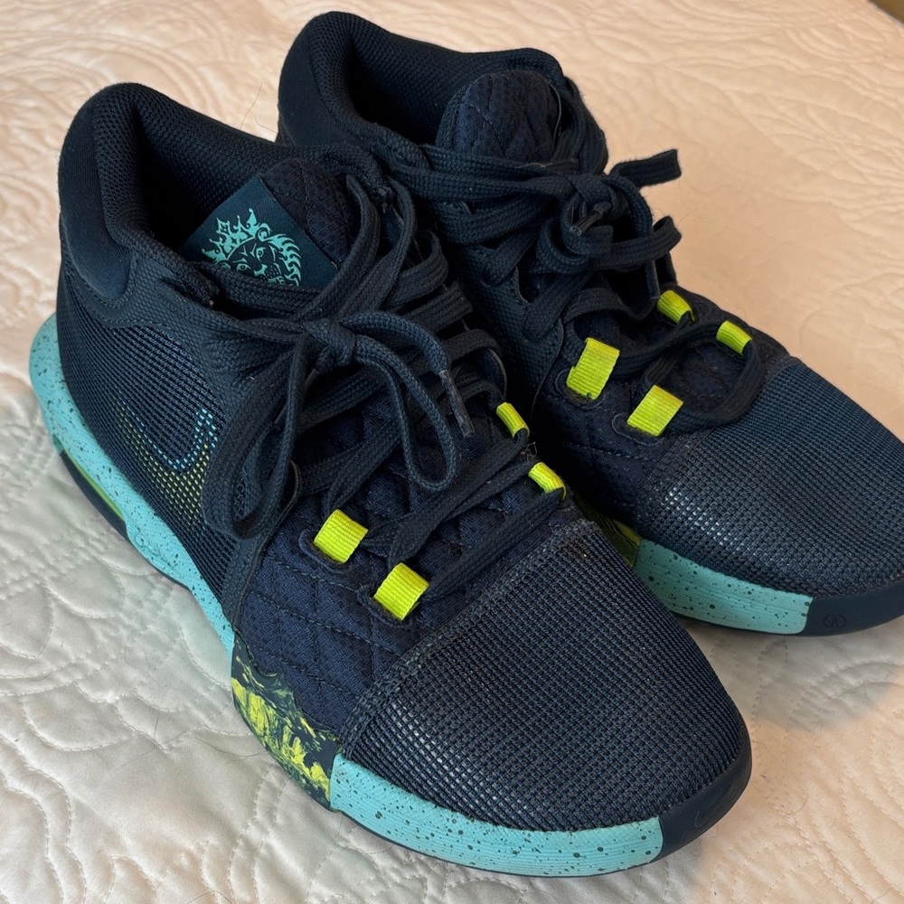 Nike Basketball Shoes